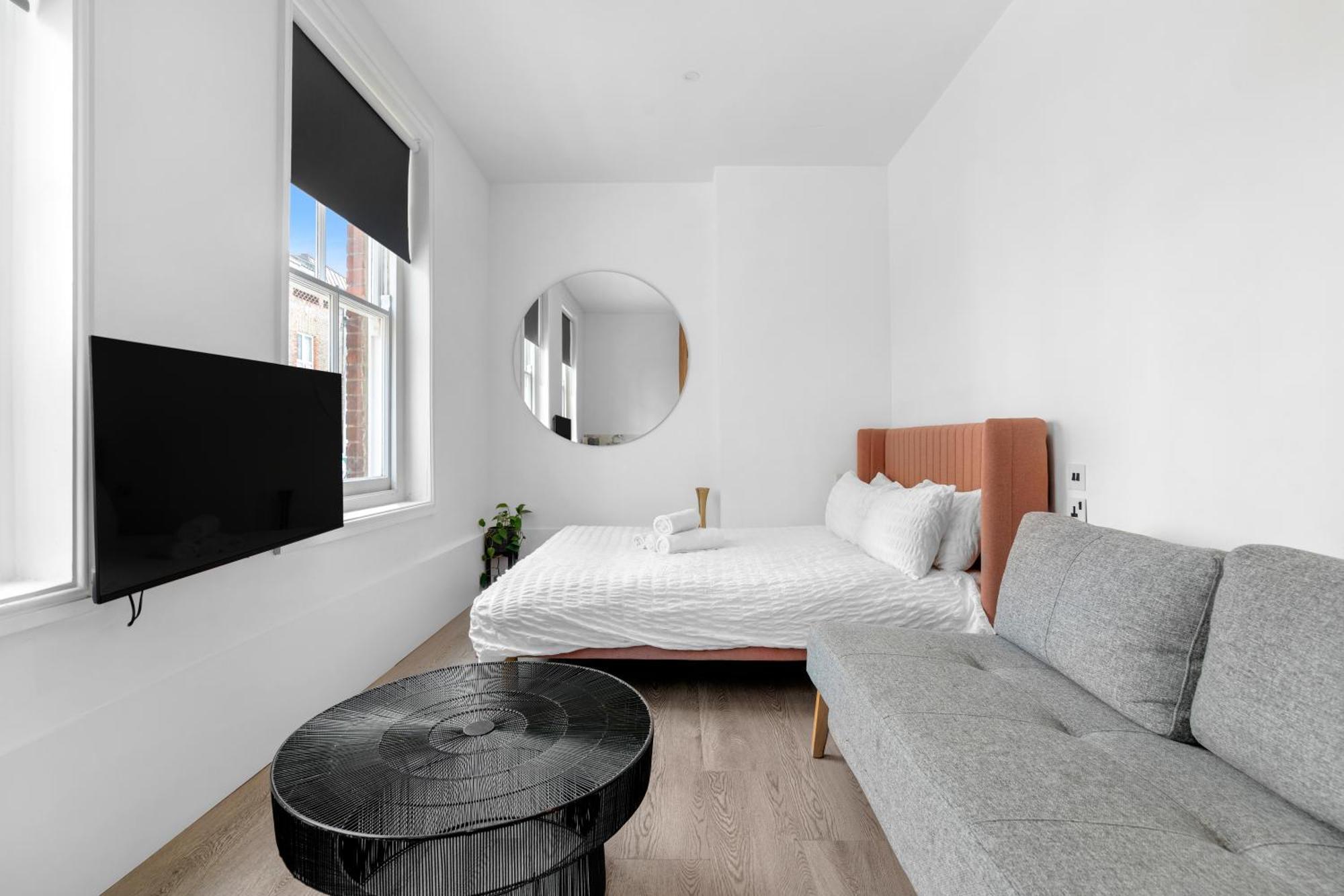 Brick Lane Base Apartment
