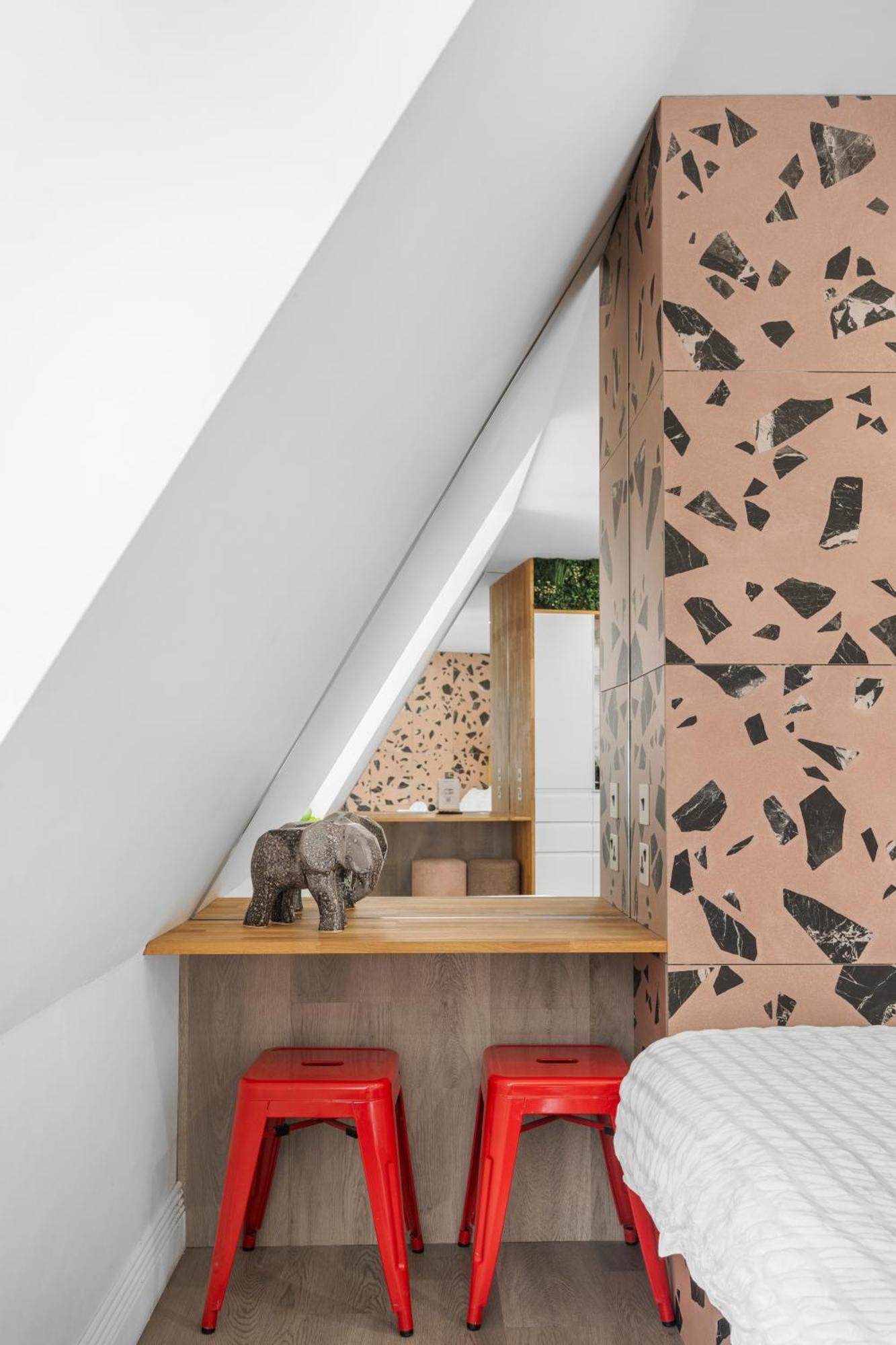 Brick Lane Base * London