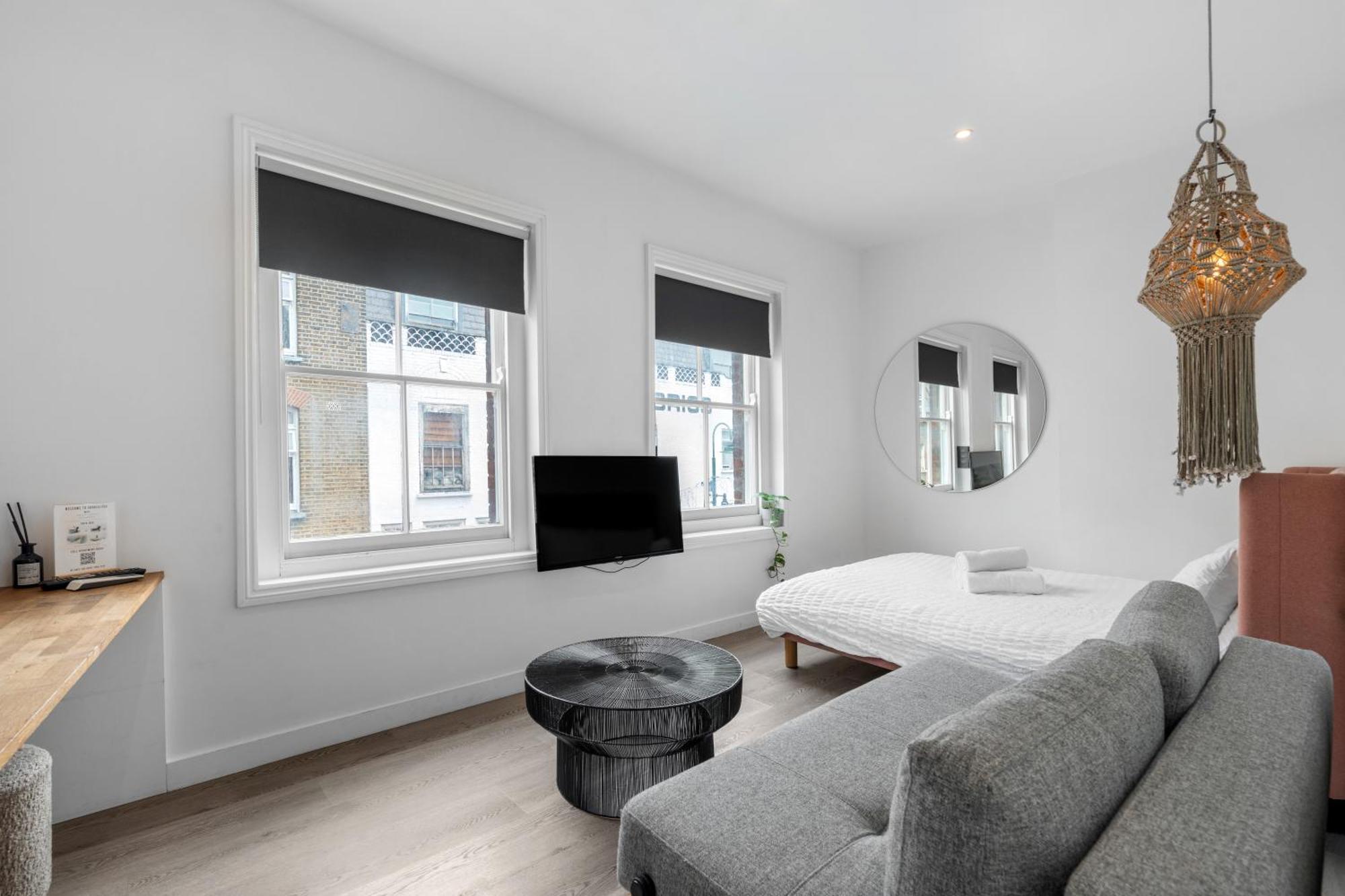 Apartment Brick Lane Base *