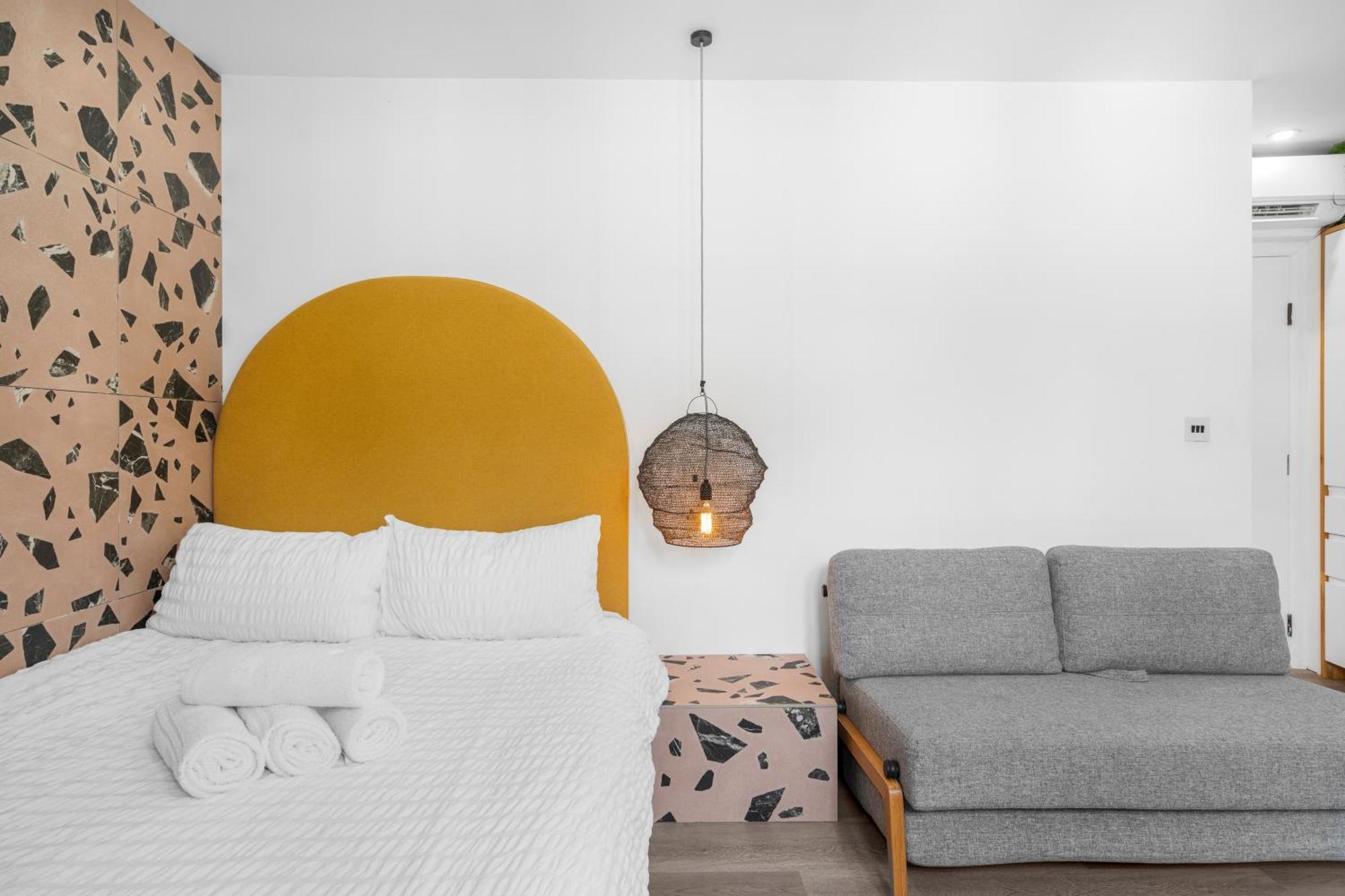 Brick Lane Base Apartment