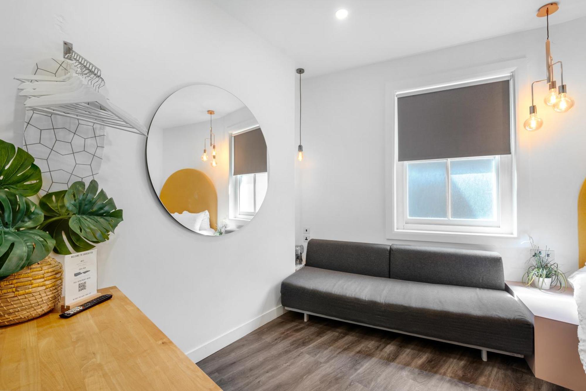 Brick Lane Base Apartment
